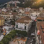 Konukevi Il Balcone Sul Corso Vietri