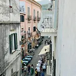 Konukevi Il Balcone Sul Corso Vietri