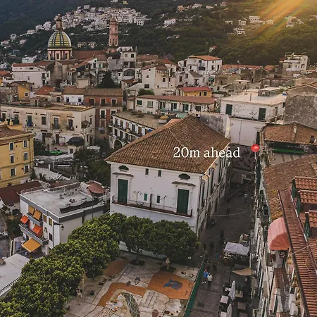 Konukevi Il Balcone Sul Corso Vietri