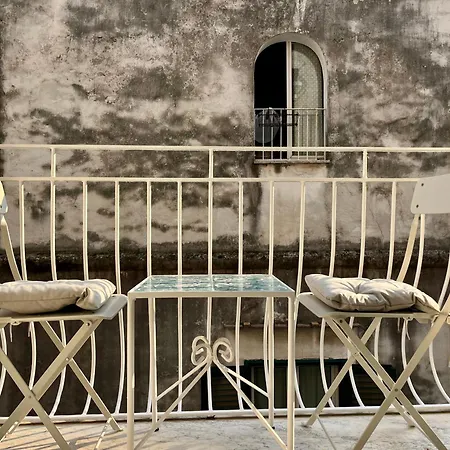 Konukevi Il Balcone Sul Corso Vietri